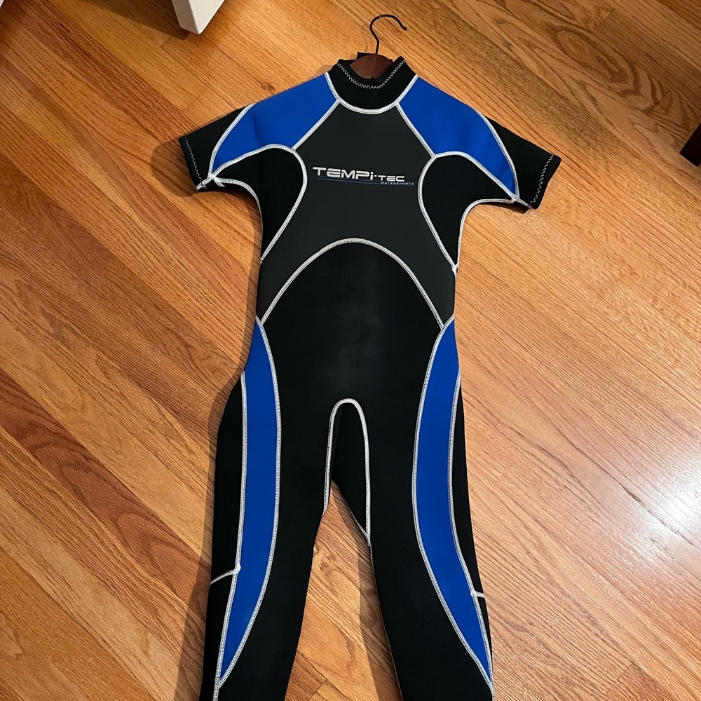 Tempitec wetsuit youth small 116-122 cm, good condition